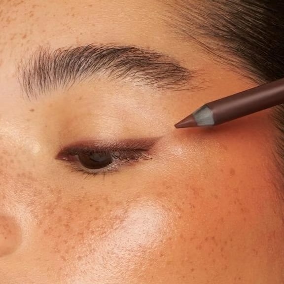 🎁Köp 1 få 1 gratis🔥-🌟24-timmars vattenfast eyeliner duo vässbar ögonpenna