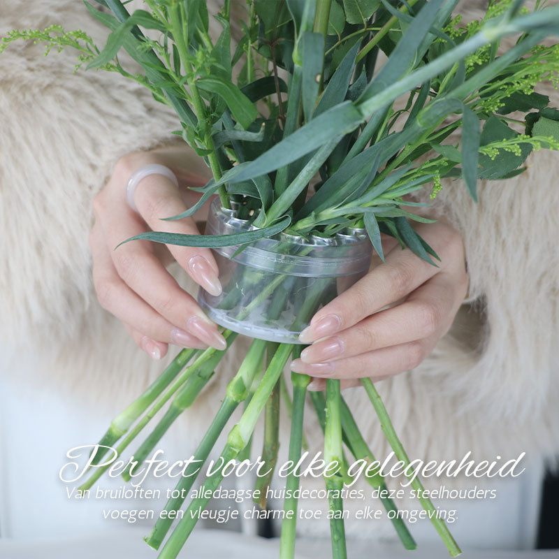 Spiraalvormige stamhouder voor Ikebana